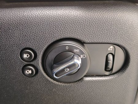 2018 MINI Cooper - thumbnail 16