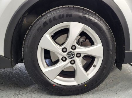 2016 Toyota C-HR - thumbnail 11