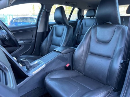 2016 Volvo V60 - thumbnail 6