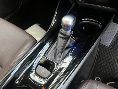 2020 Toyota C-HR SOL AUTOMATIC HYBRID 1.8 PETROL //ADAPTIVE CRUISE CONTROL//KEYLESS ENTRY//REVERSE CAMERA//HEATED SEATS// €22,950 thumbnail