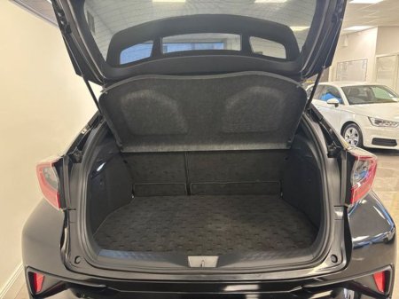 2020 Toyota C-HR 1.8 HYBRID LUNA SPORT €19,995 thumbnail