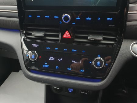 2022 Hyundai Ioniq PREMIUM AUTOMATIC FULLY ELECTRIC NCT 02/28 FINANCE AVAILABLE @ €55 PER WEEK HEATED SEATS/ SAT NAV/ TOUCH SCREEN MEDIA/ BLUETOOTH/ USB/ REVERSE CAMERA/ HISTORY CHECKED €13,950 thumbnail