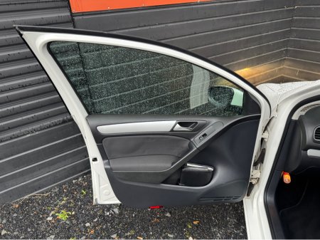 2013 Volkswagen Golf 1.4 TSI HIGHLINE AUTO €9,495 thumbnail