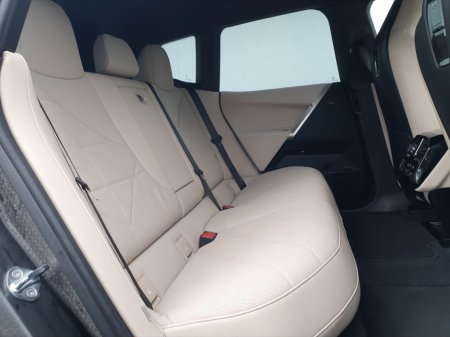 2023 BMW iX xDrive50 M Sport €69,995 thumbnail