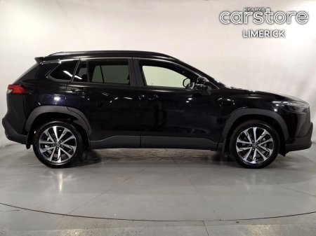 2024 Toyota Corolla Cross - thumbnail 2