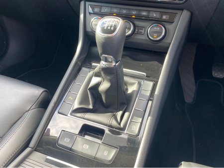 2016 Skoda Superb - thumbnail 10