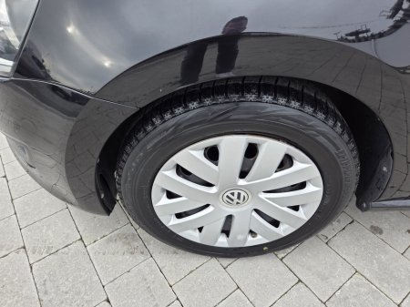 2012 Volkswagen Polo - thumbnail 17