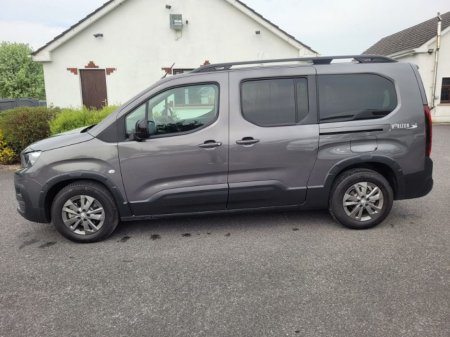 2023 Peugeot Rifter - thumbnail 5