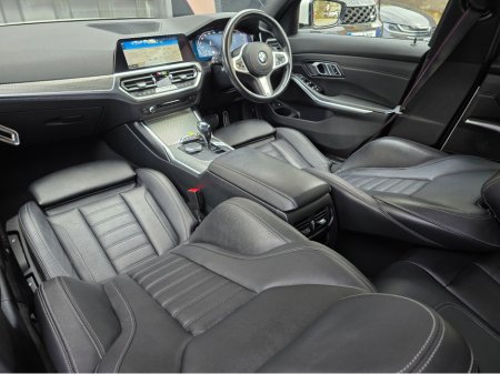 2021 BMW 3 Series - thumbnail 18