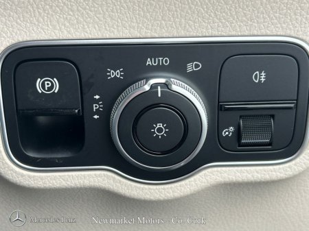 2025 Mercedes-Benz GLB - thumbnail 16