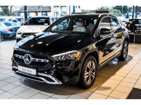 2025 Mercedes-Benz GLA Class - view 3