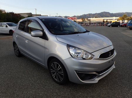 2017 Mitsubishi Mirage - thumbnail 2