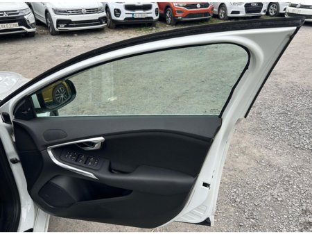 2014 Volvo V40 - thumbnail 13