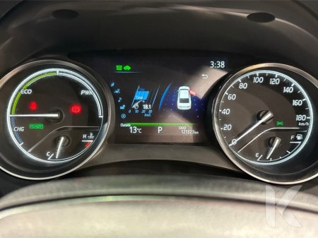 2020 Toyota Camry - thumbnail 16