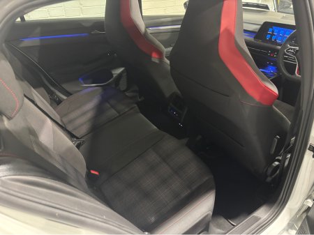 2021 Volkswagen Golf - thumbnail 24