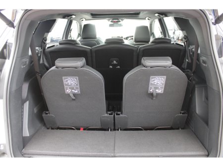 2018 Peugeot 5008 - thumbnail 25