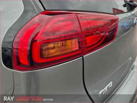 2020 Kia Niro - thumbnail 15