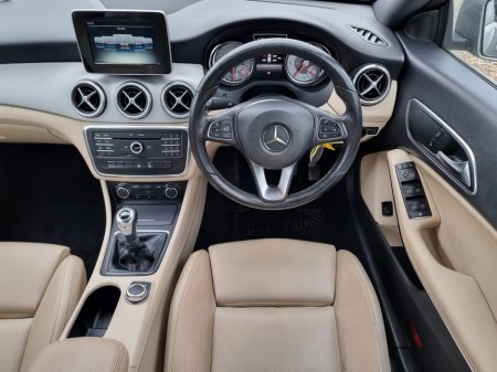 2016 Mercedes-Benz CLA Class - thumbnail 19