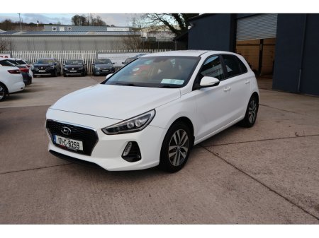 2017 Hyundai i30 DELUXE  Low Mileage €12,495 thumbnail