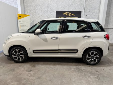 2017 Fiat 500l - thumbnail 9