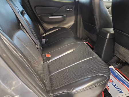 2018 Mitsubishi L200  €17,850 thumbnail