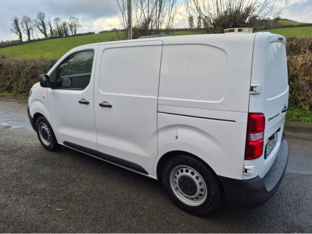 2017 Citroen Dispatch XS BLUEHDI 95 4DR €9,750 thumbnail