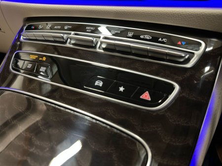 2021 Mercedes-Benz E Class - thumbnail 11