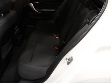 2016 BMW 1 Series - thumbnail 28