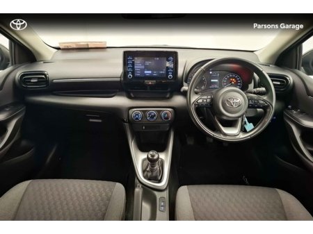 2024 Toyota Yaris - thumbnail 6