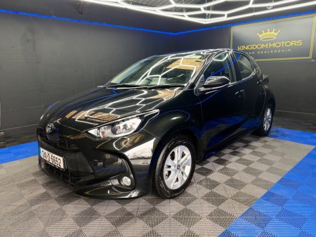 2024 Toyota Yaris - thumbnail 7