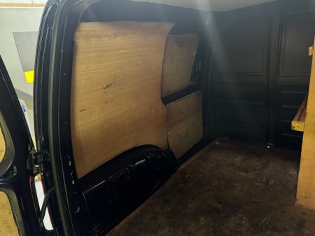 2020 Volkswagen Caddy - thumbnail 27