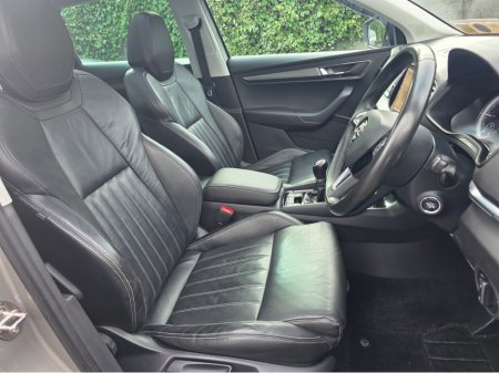 2018 Skoda Karoq STYLE 1.6 TDI 116 BHP - Pan Roof, Leather €15,900 thumbnail