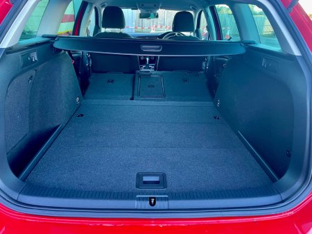 2015 Volkswagen Golf 1.4 TSI 150HP ACT HIGHLINE €12,499 thumbnail