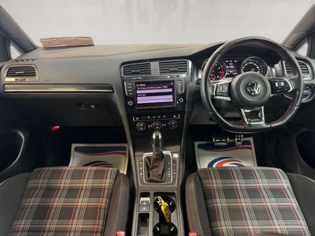 2015 Volkswagen Golf - thumbnail 15