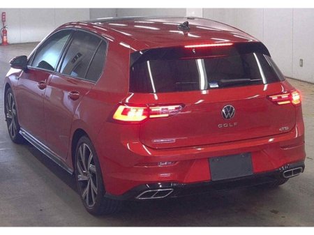 2022 Volkswagen Golf 1.5 eTSI 130HP R-Line DSG MHEV €28,950 thumbnail