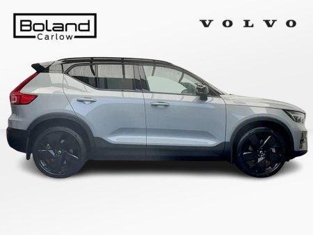 2026 Volvo EX40 - thumbnail 4