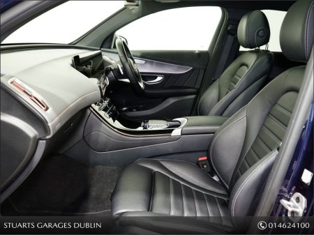 2023 Mercedes-Benz EQC *PREMIUM* EQC 400 AMG LINE: CAVANSITE BLUE METALLIC WITH BLACK LEATHER, SUNROOF, 21” DIAMOND CUT TURBINE ALLOYS, SIDE RUNNING BOARDS, KEYLESS ENTRY €45,945