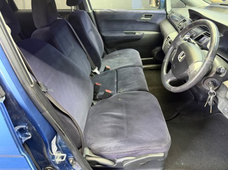 2009 Honda FR-V - thumbnail 21