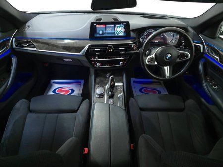 2017 BMW 5 Series - thumbnail 19