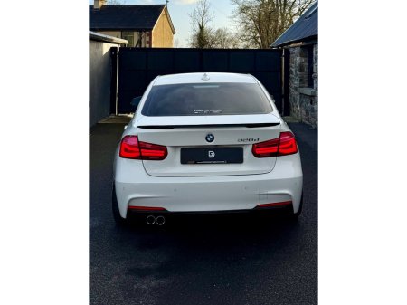 2017 BMW 3 Series - thumbnail 5