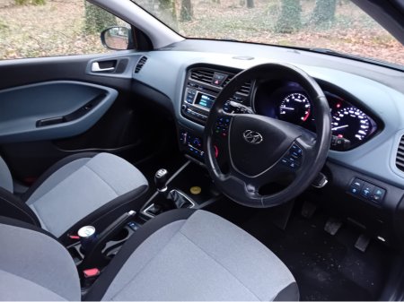 2016 Hyundai i20 1.2i DELUXE 1 OWNER ONLY 93 KLMS @ REDDY2DRIVE LTD €10,995 thumbnail