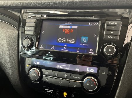 2020 Nissan Qashqai 1.3**SEMI DIGITAL DASH**PANORAMIC ROOF**TOUCH SCREEN MEDIA**DUAL CLIMATE CONTROL**REVERSE CAMERA**MULTIFUNCTIONAL STEERING WHEEL**BLACK CLOTH INTERIOR**ELECTRIC HANDBRAKE**FINANCE AVAILABLE** €20,995 thumbnail