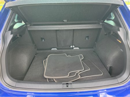 2021 Volkswagen Tiguan - thumbnail 12