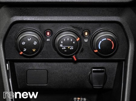 2024 Dacia Sandero Stepway TCe 90 STEPWAY Essential €19,900 thumbnail