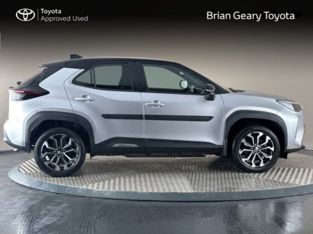 2023 Toyota Yaris Cross  €28,450