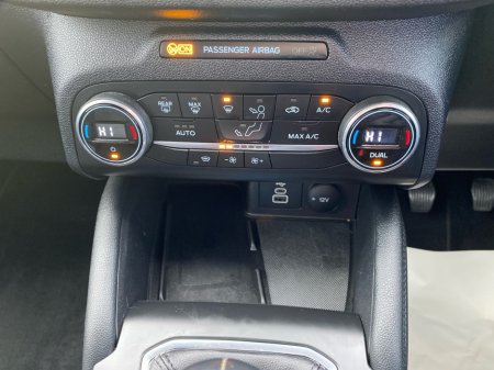 2022 Ford Kuga Titanium 1.5 120BHP €28,950 thumbnail