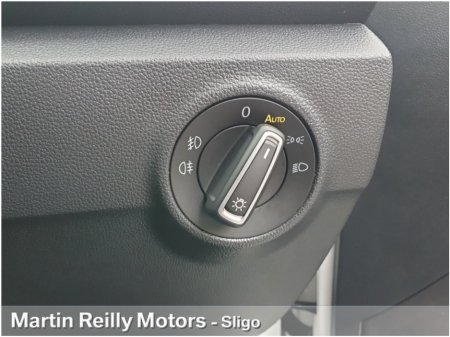 2022 Volkswagen T-Roc R-LINE 1.5 TSI AUTO €30,445 thumbnail