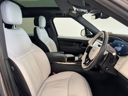 2024 Land Rover Range Rover Sport 3.0 I6 400 PS AWD Auto Dynamic HSE €104,000 thumbnail