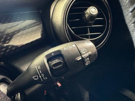 2020 MINI Cooper - photo 16