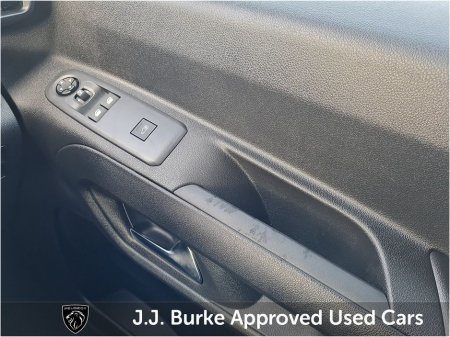 2026 Peugeot Partner Pro Premium 1000kg L1 1.5 Blue HDI 100bhp thumbnail